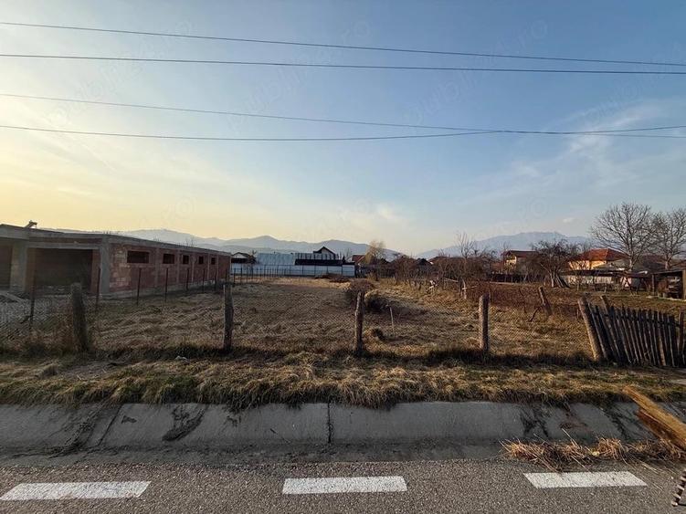Teren de 800 mp, în Central