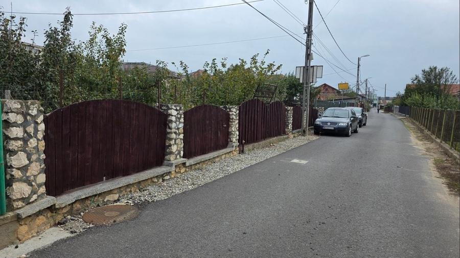 Teren Construcții intravilan de 1426 mp, în Schela