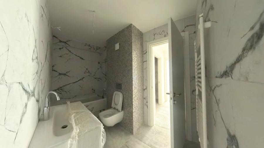 Apartament cu 3 camere decomandat în Străulești