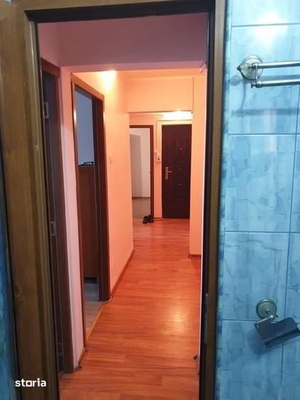 Inchiriez apartament 3 camere - 3
