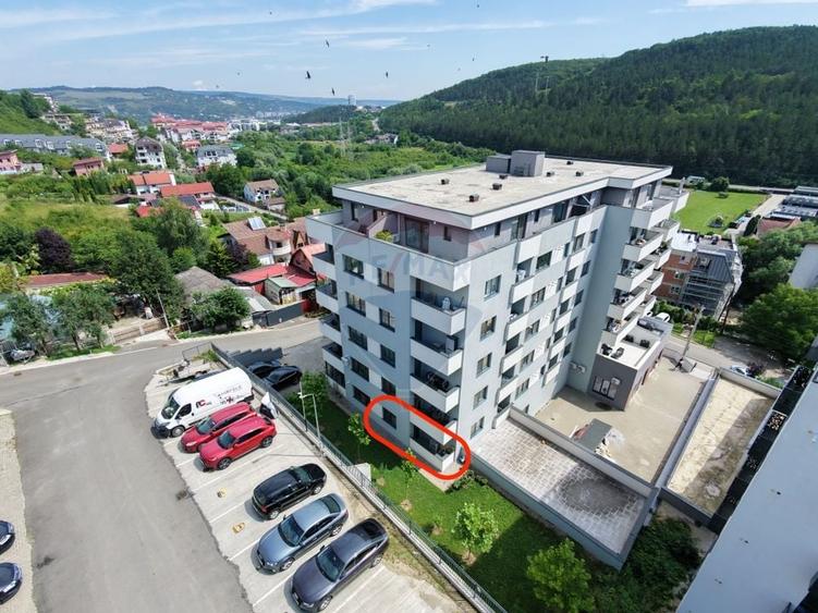 Apartament cu 2 camere de vânzare - 1