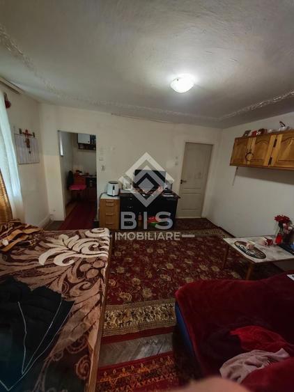 Apartament cu 2 camere semidecomandat în Decebal