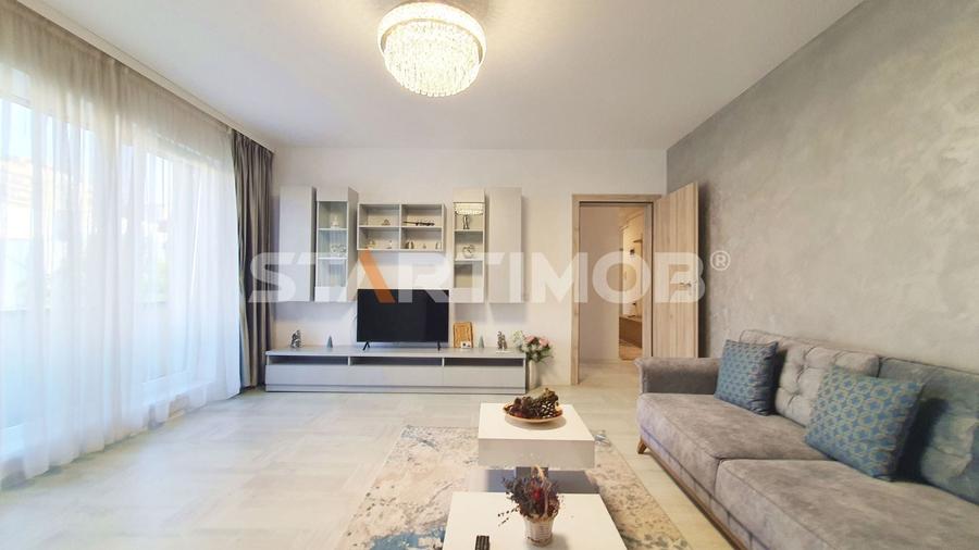 Apartament cu 3 camere decomandat, mobilat în Tractorul