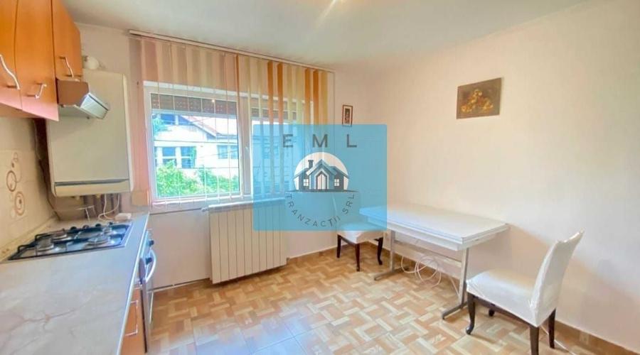 Apartament cu 3 camere decomandat în Snagov