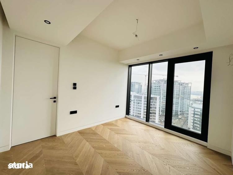 Apartament cu 3 camere în Tei