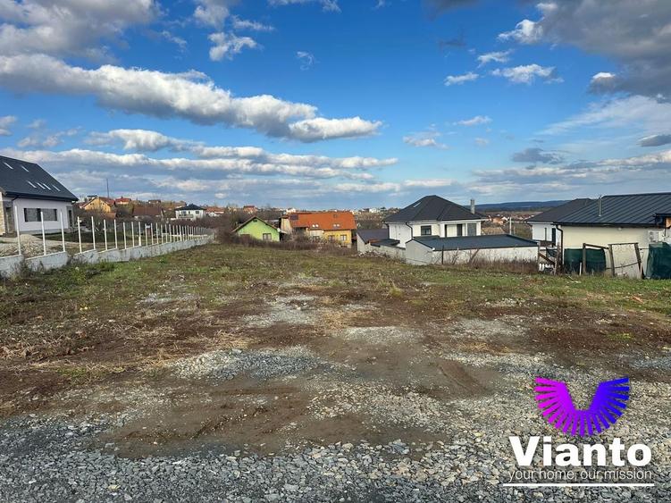 Teren Construcții intravilan de 650 mp, în Daia