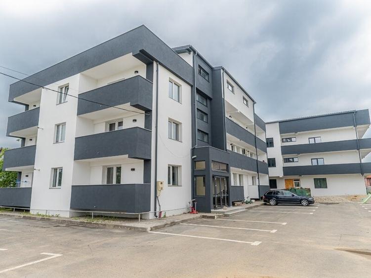 Apartament cu 3 camere decomandat, mobilat în Central