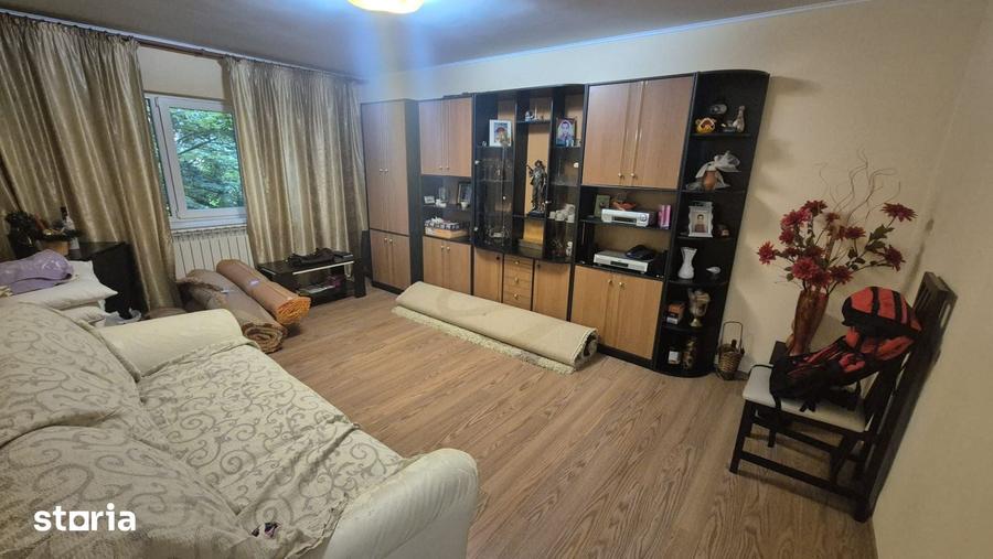 Apartament cu 3 camere în Cug