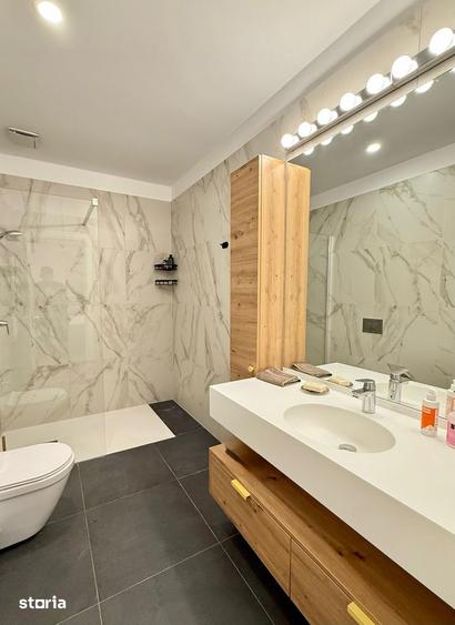 Apartament cu 4 camere în Nerva Traian
