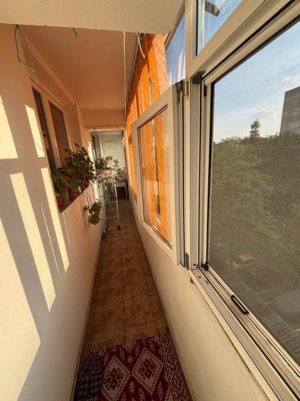 Apartament cu 3 camere decomandat, mobilat în Drumul Taberei