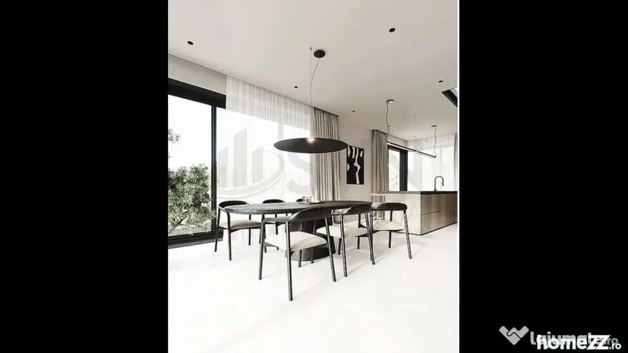 Apartament cu 4 camere decomandat în Dacia