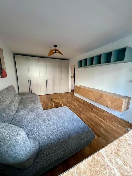Apartament cu 2 camere decomandat, mobilat în Grivița