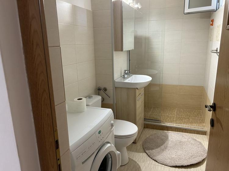 Apartament cu 2 camere nedecomandat în Ultracentral