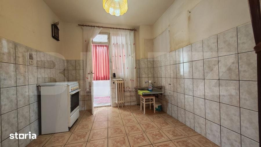 Apartament cu 3 camere decomandat în Decebal