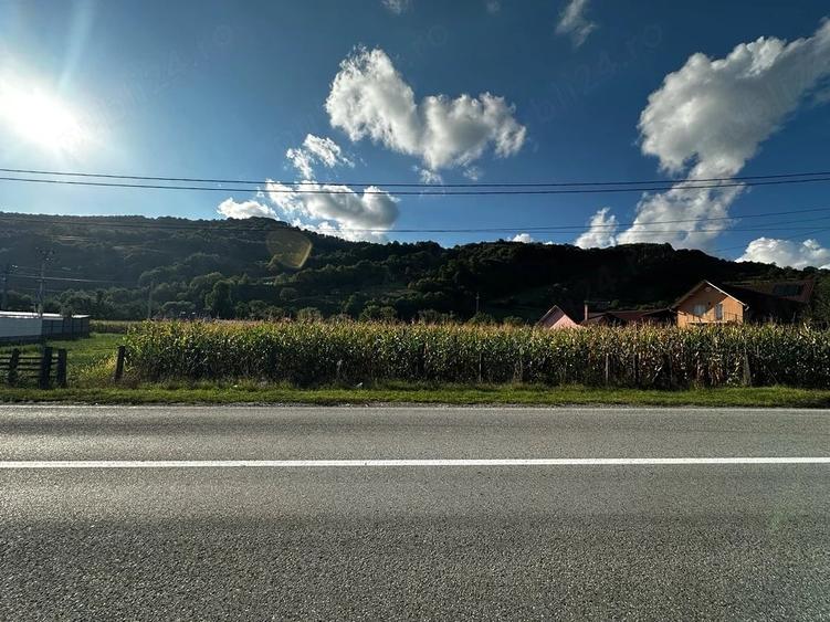 Teren de 1100 mp, în Feldru