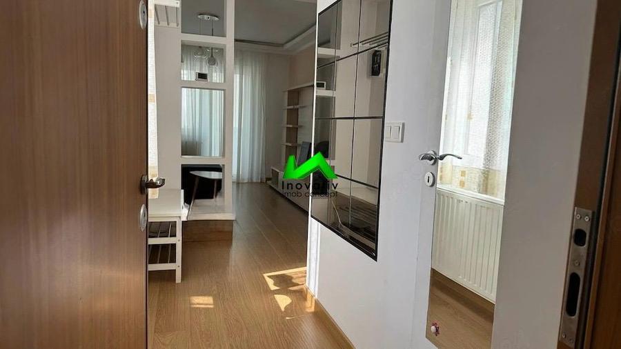 Apartament cu 3 camere decomandat în Hipodrom 3