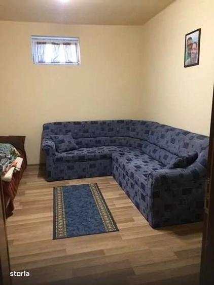 Casă cu 3 camere cu Teren 1400 Mp în Central