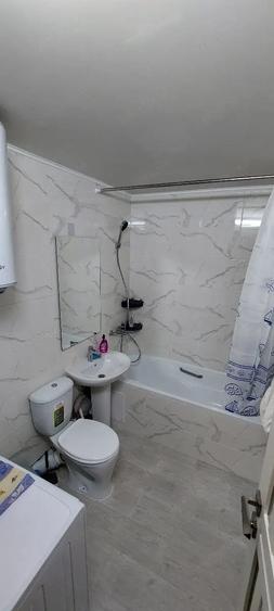 Garsonieră decomandată în Bartolomeu