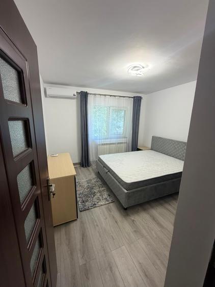 Apartament cu 2 camere decomandat în Nicolina