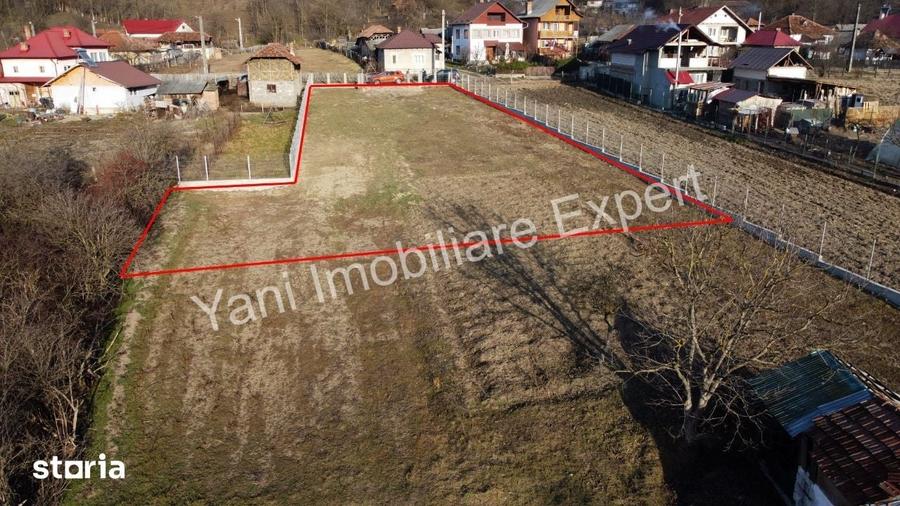Teren de 1000 mp, în Băiculești