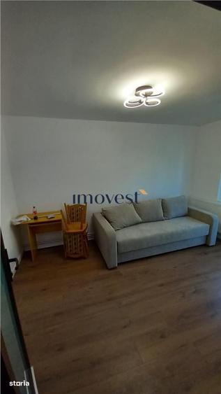 Apartament cu 3 camere în Micro 16