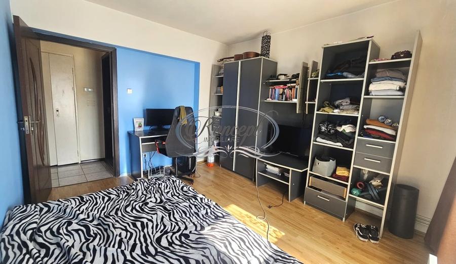 Apartament cu 3 camere decomandat, mobilat în Mănăștur