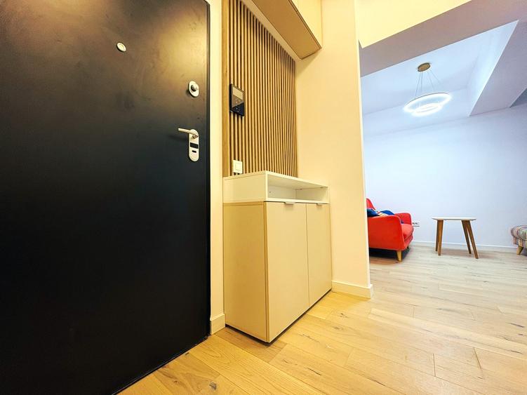 Apartament de doua camere oferit spre inchiriere -pret usor negociabil - 12