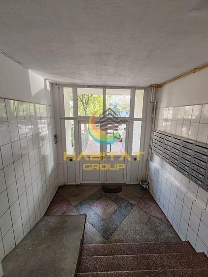 Apartament cu 3 camere decomandat în Dristor