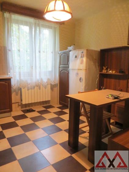 Apartament cu 2 camere semidecomandat, mobilat în Titan