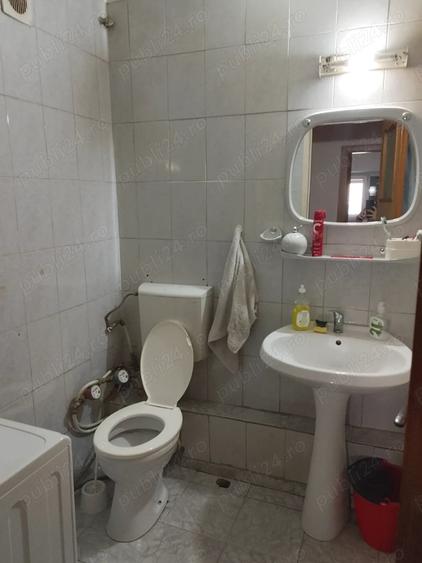 Apartament cu 2 camere decomandat, mobilat în Gorjului