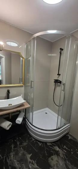Apartament cu 3 camere decomandat, mobilat în Nord-Vest