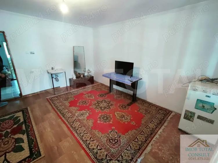 Casă cu 6 camere în Central