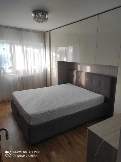 Apartament cu 3 camere decomandat în George Enescu