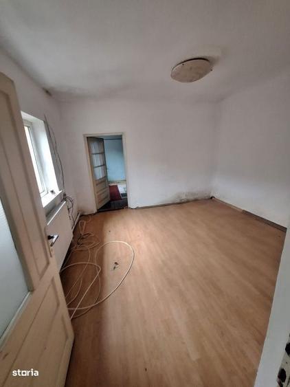 Km. 5 - Viile Noi, casa 4 camere, libera, pe colt - 10