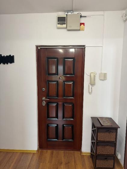 Apartament cu 2 camere decomandat, mobilat în Tudor
