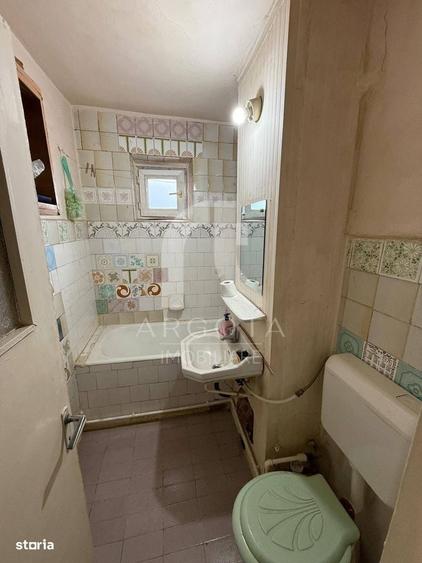 Apartament cu 3 camere decomandat în Bălcescu