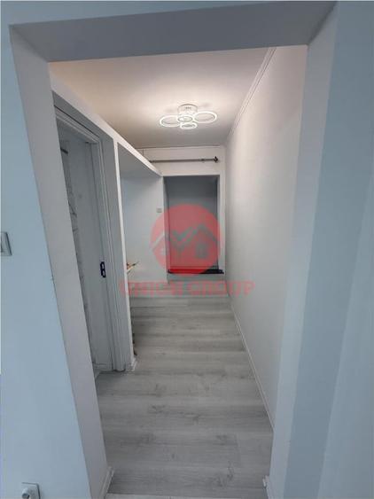Apartament cu 3 camere semidecomandat în Tomis Nord