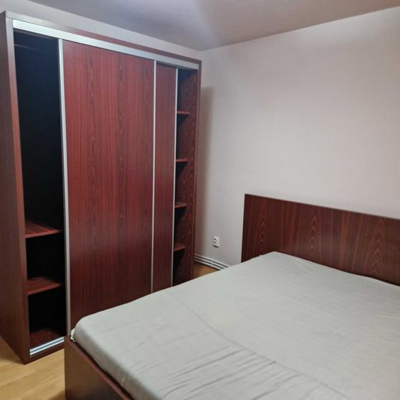 Apartament cu 2 camere decomandat în Exterior Vest