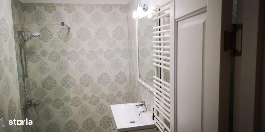 Garsonieră decomandată în Bucium