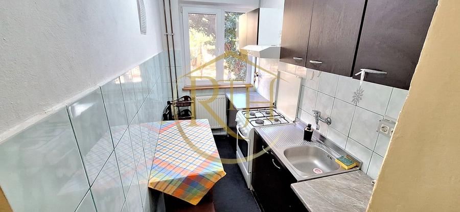 Apartament cu 2 camere semidecomandat, mobilat în Spitalul Județean