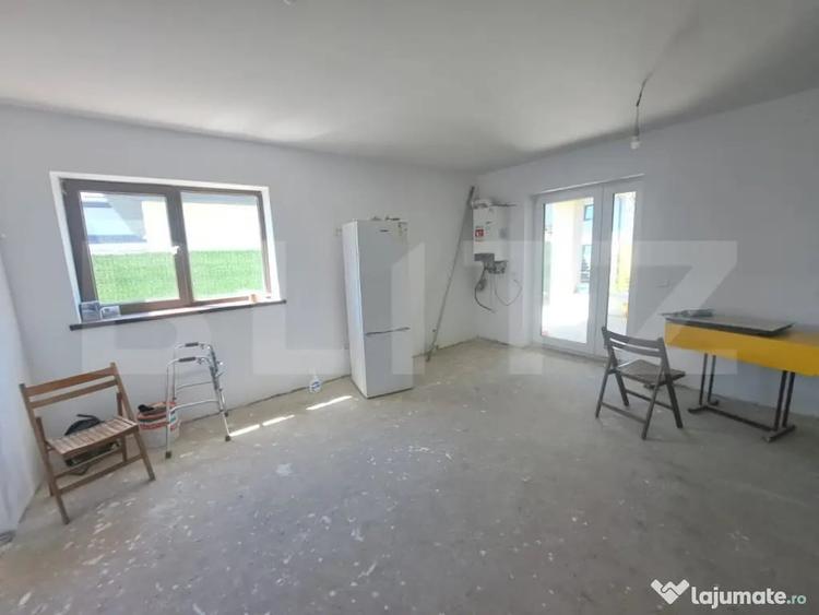 Casă cu 4 camere cu Teren 250 Mp în Tărlungeni