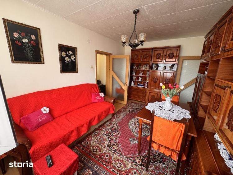 Apartament cu 3 camere decomandat în Lăpuș Argeș