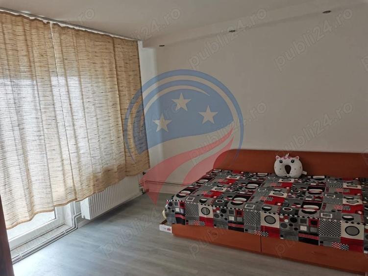 Apartament cu 3 camere decomandat în Lăpuș Argeș