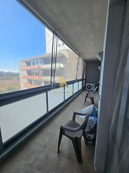 Apartament cu 3 camere decomandat, mobilat în Doamna Ghica