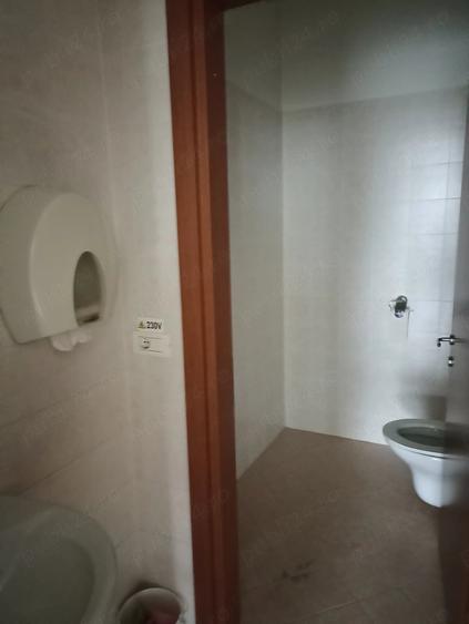 Spațiu comercial, de 86 mp, în Torontalului