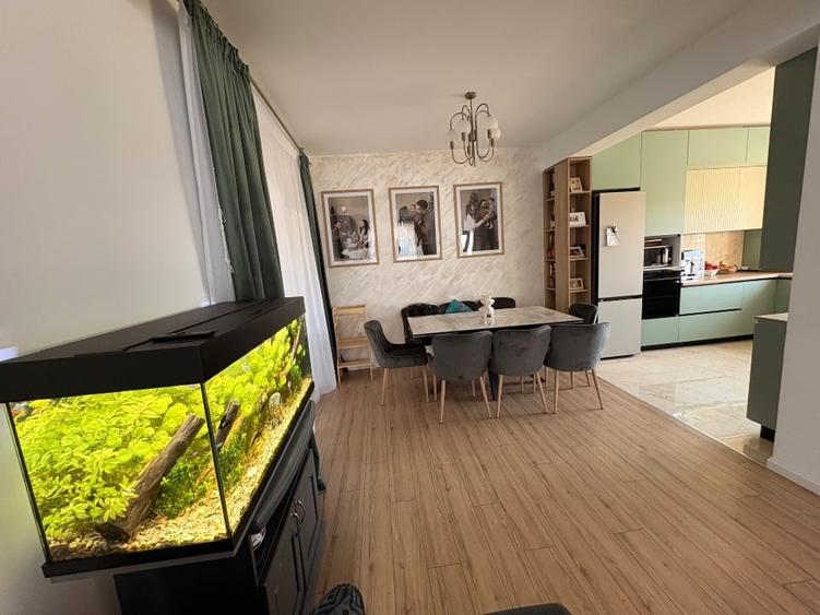 Duplex cu 4 camere cu Canalizare în Valea Lupului