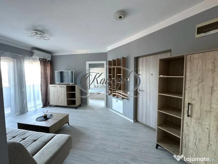 Apartament cu 3 camere semidecomandat în Mărăști