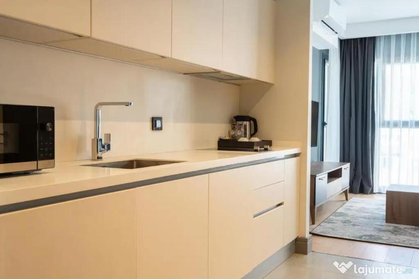 Apartament cu 2 camere decomandat în Aviatorilor