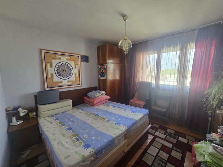 Apartament cu 2 camere semidecomandat, mobilat în Copou