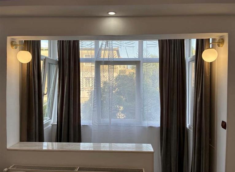 Apartament cu 2 camere semidecomandat în Podu Roș